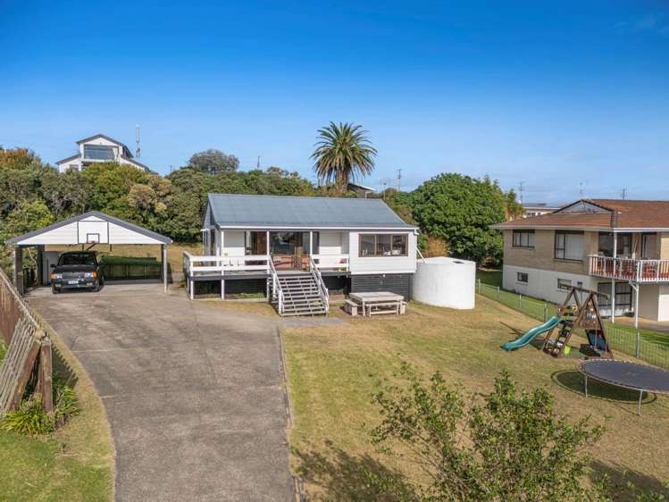 27 Pacific Parade Army Bay_0