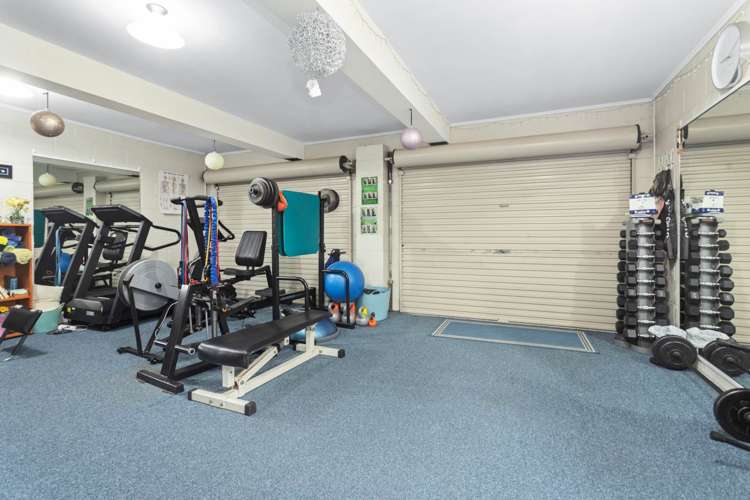 13 Ozich Avenue Te Atatu South_12