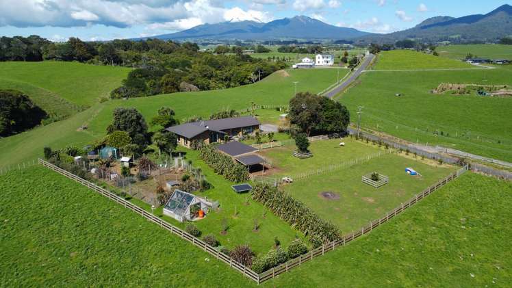 95 Plymouth Road Omata_0