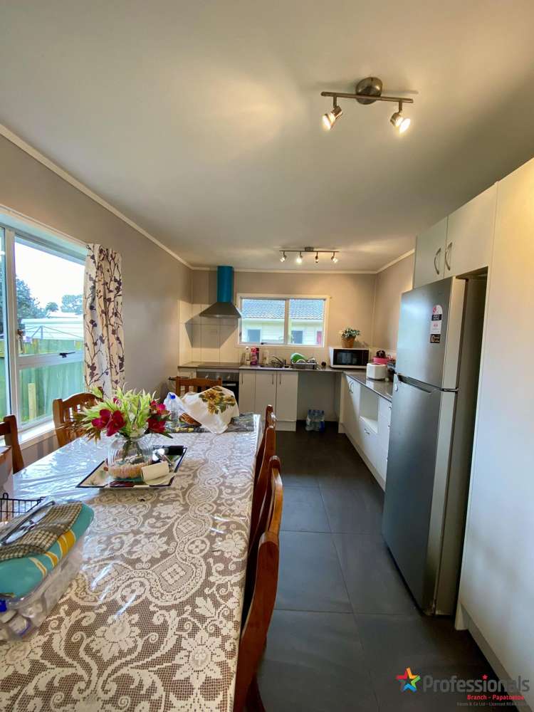 121 Mahia Road Wattle Downs_4