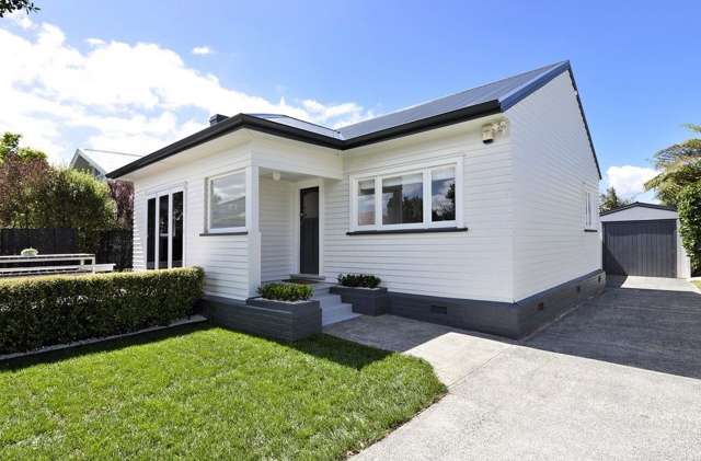 4 Huntingtree Avenue Sandringham_1