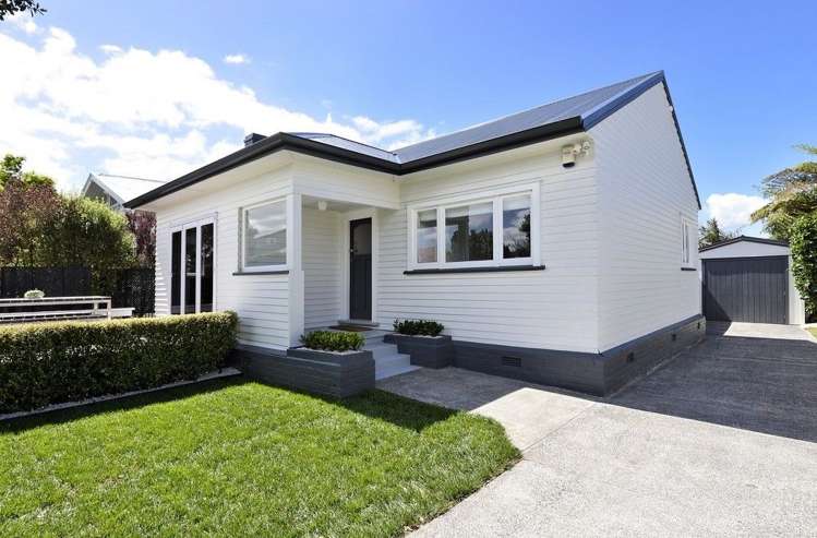 4 Huntingtree Avenue Sandringham_1