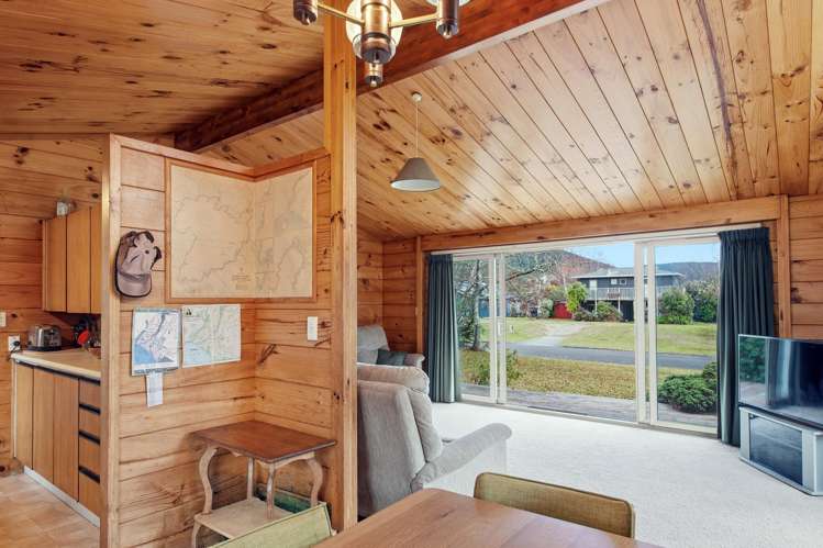 4 Irwin Place Kinloch_11