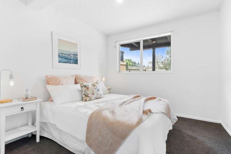 19 McPhail Street Birkdale_15