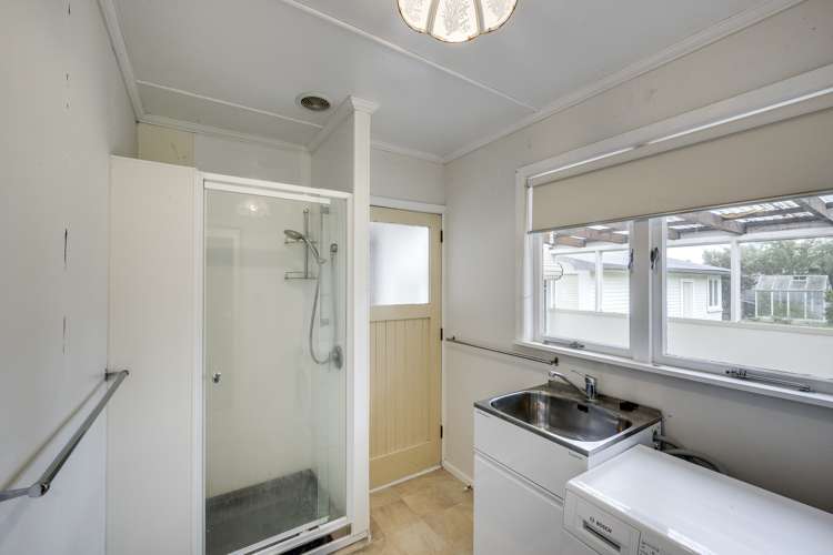 14 Dolbel Street Taradale_9