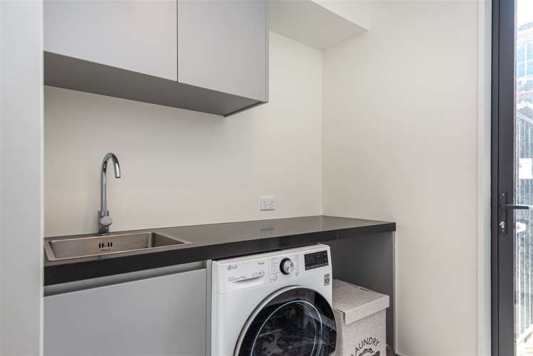 80 Skyhawk Road Wigram_12