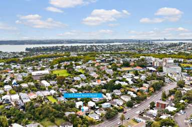 711 Great North Road_4