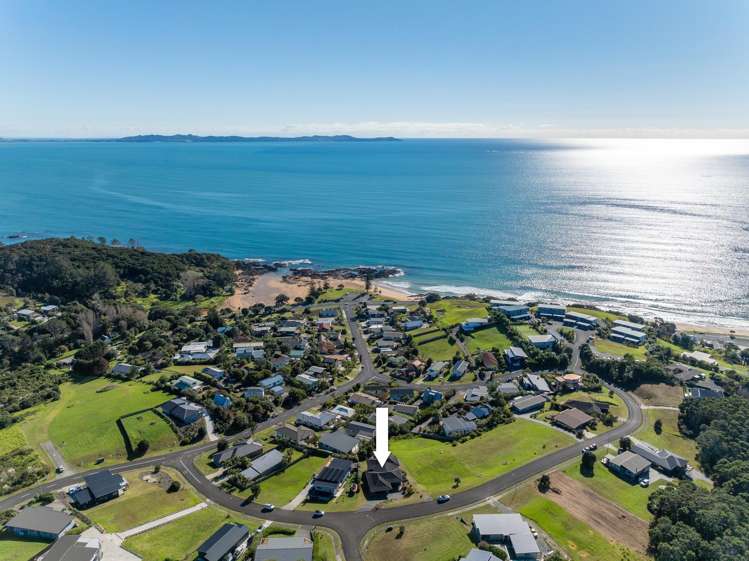 37 Dudley Crescent Cable Bay_3