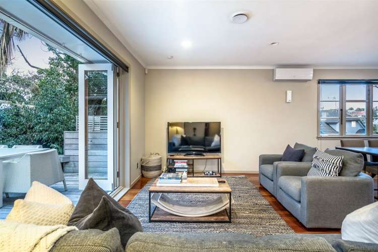 1/15 Rodney Road Northcote Point_5