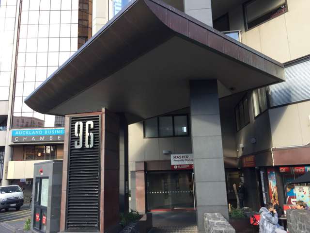 302/96 Symonds Street Grafton_3