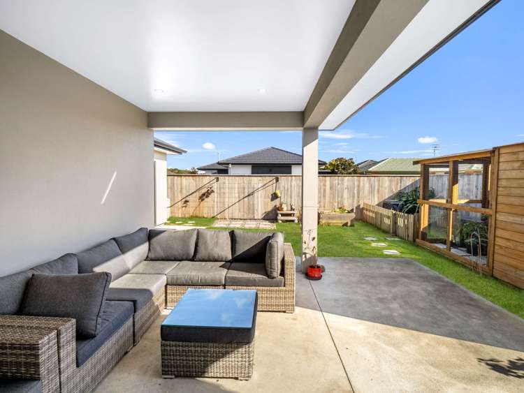 6 Simon Street Tawhero_21