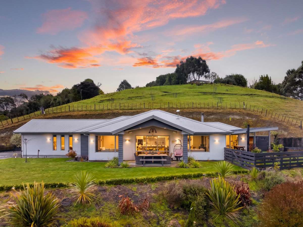 655 Puketapu Road_0