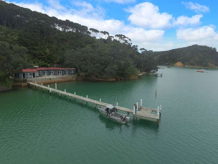 65 North Cove Kawau Island_24