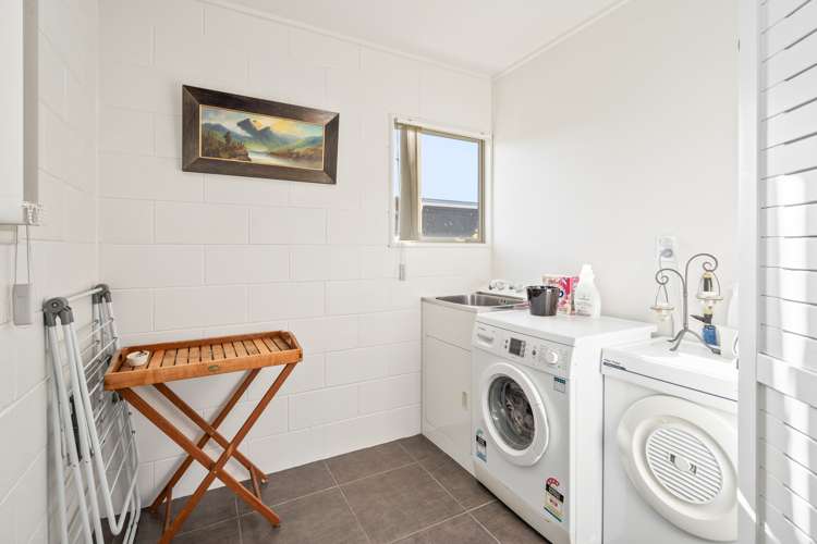 19 Manaia View Road One Tree Point_11