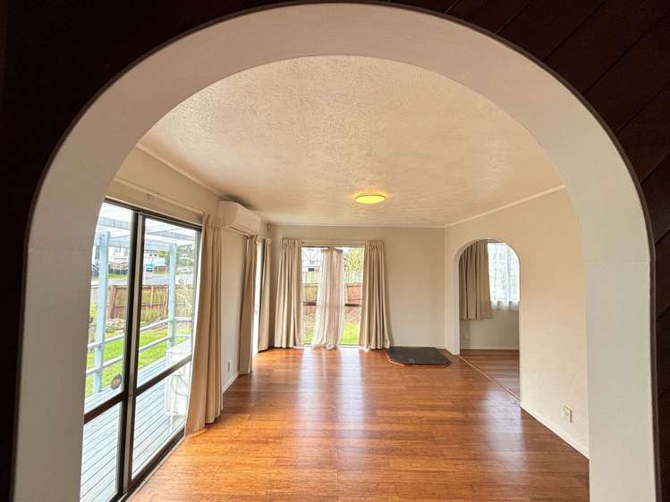 56 Sharland Avenue Manurewa_2