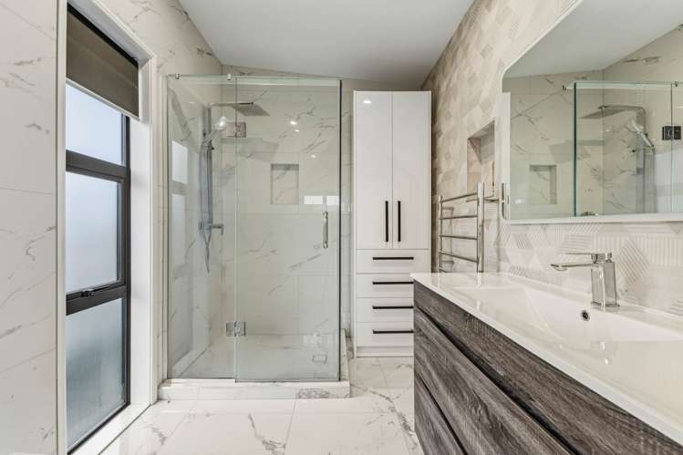 62 Castlebane Drive Flat Bush_19