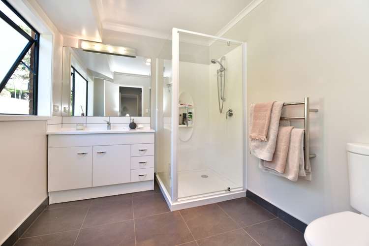 25 School Road Waimauku_23