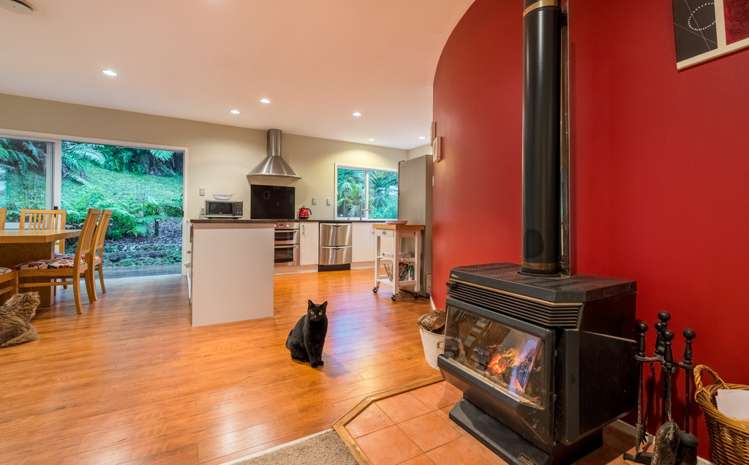 371 Huia Road Titirangi_17