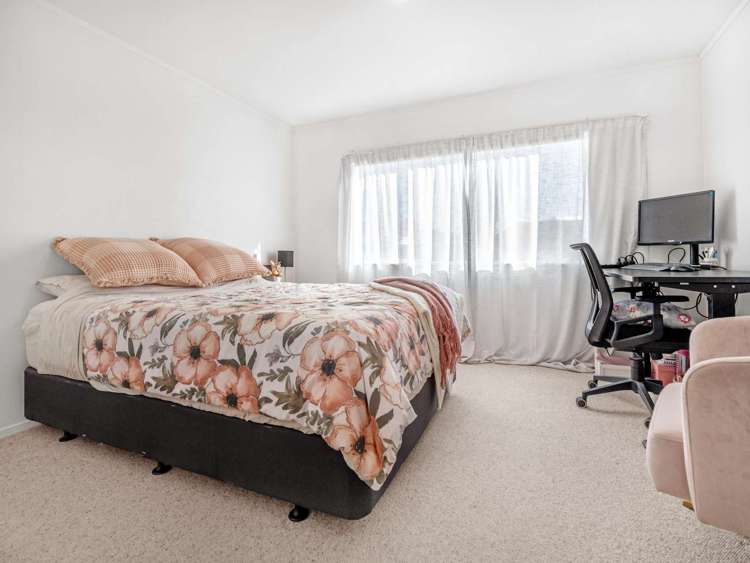 5 Carlyle Street Leamington_18