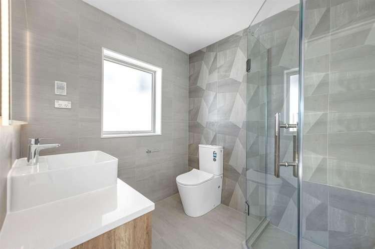 88 Koromeke Street Flat Bush_24