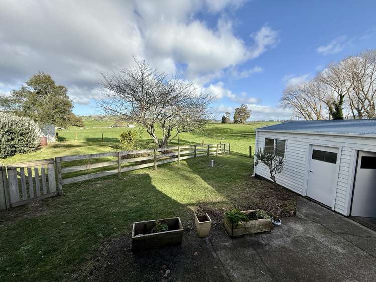 1258 Tirohanga Road_4