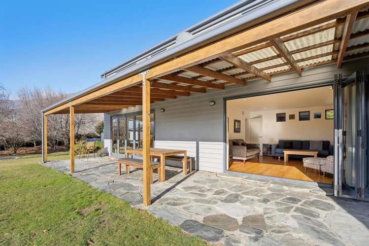 35 Ferry Hill Drive Lower Shotover_12