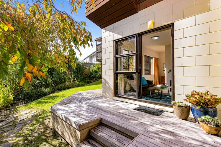 24 Bert Wilson Place Cockle Bay_28