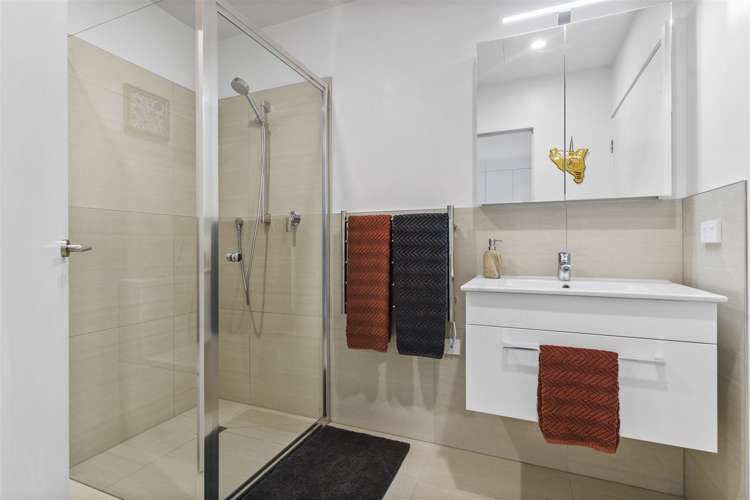 G02/38e Fraser Avenue Northcote_10