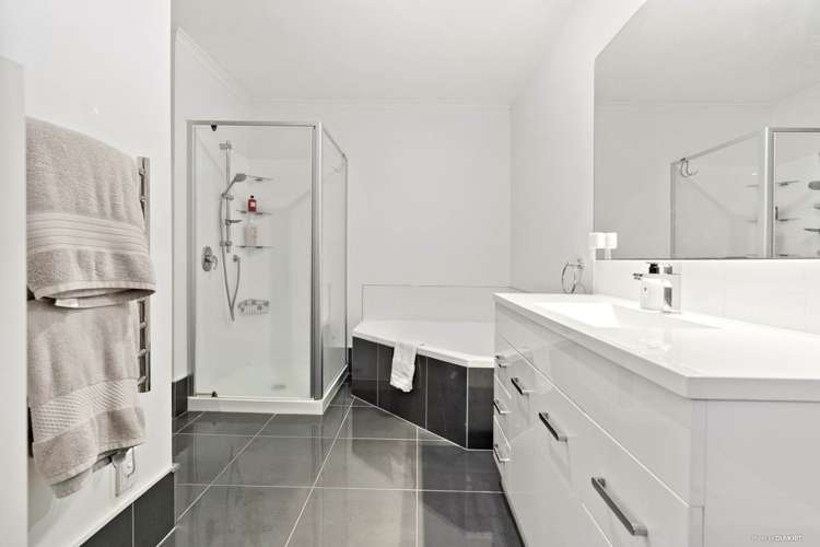 3 Ridgefield Lane East Tamaki Heights_8