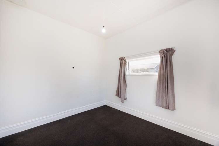 16 Queen Street Feilding_9