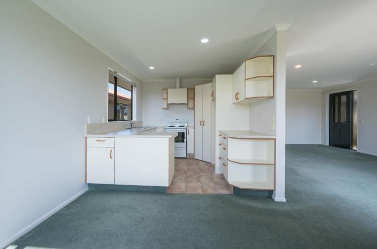 25 Ivy Crescent Richmond_6