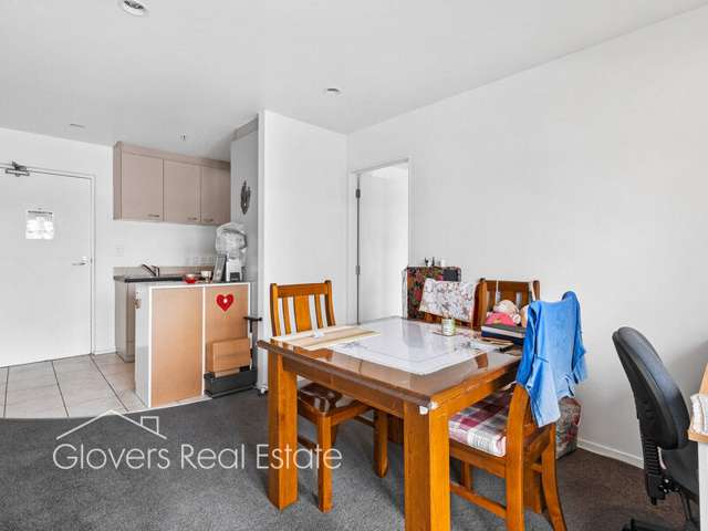 4Q,4R & 4S/10 Crown Lynn Place New Lynn_2