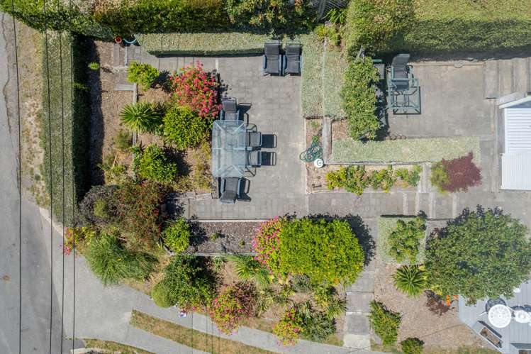 17 Penlington Place Akaroa_29