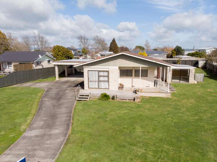 2 McQuarrie Place Ngatea_21