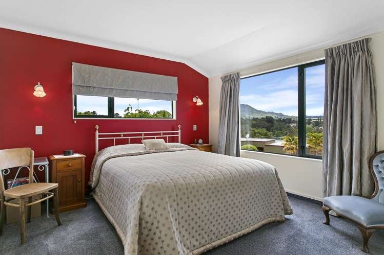 3 Julies Way Rangatira Park_24