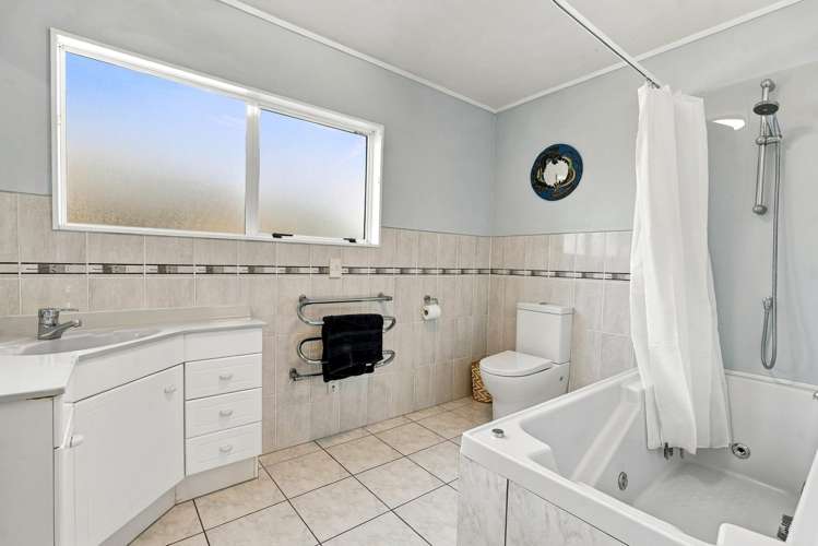 20 Milan Drive Glen Eden_14