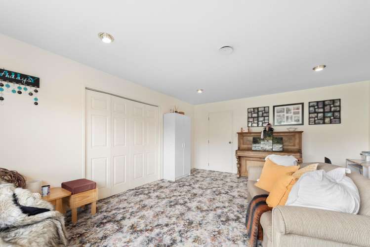 10 Romney Place Gore_11