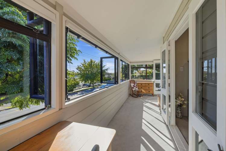2/32 Albert Road Devonport_12