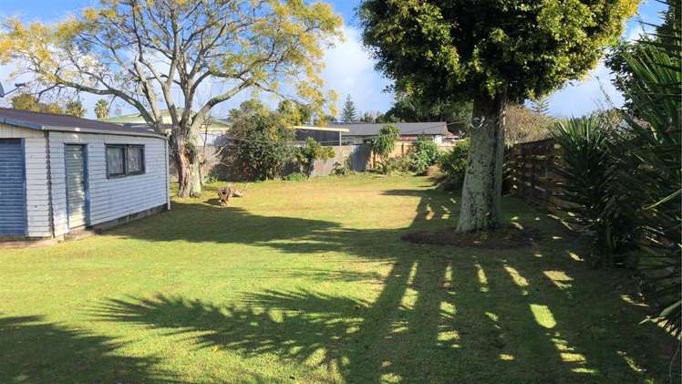 6 Quennell Avenue Favona_8