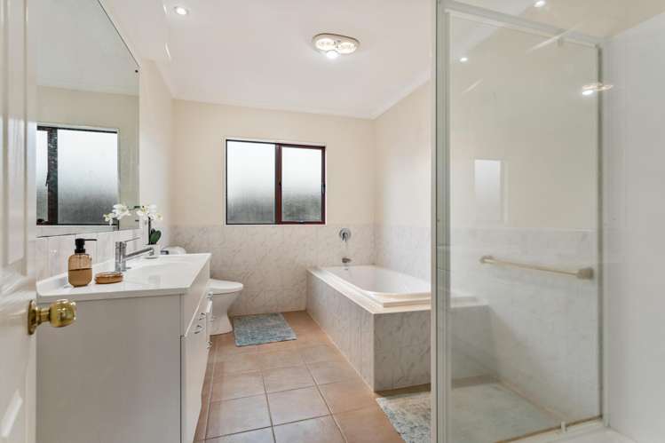 34 Carnelian Court Westgate_11