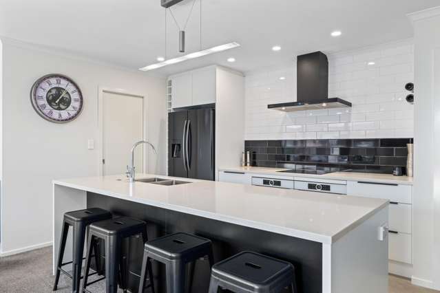 31 Corsair Crescent Burleigh_4