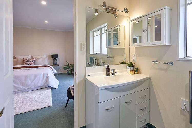 21 Rothesay Place Highbury_9