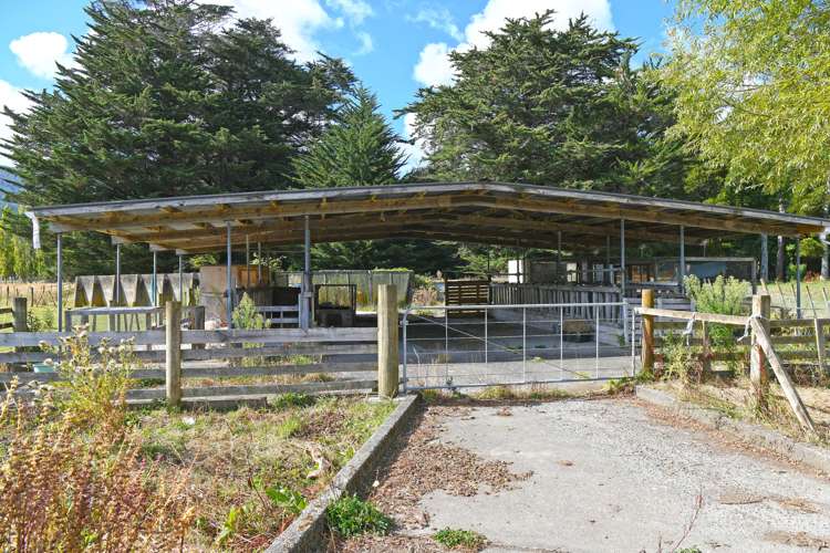 53 Flux Road Mangaroa_16