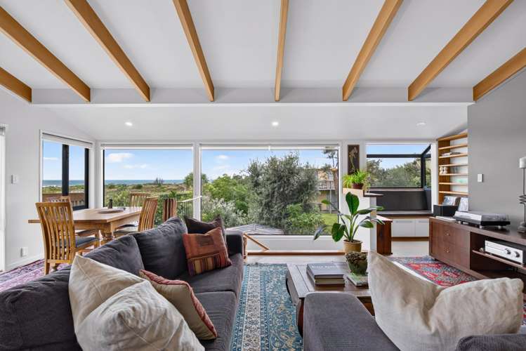 2 Quentin Place, Mahanga Mahia Peninsula_13
