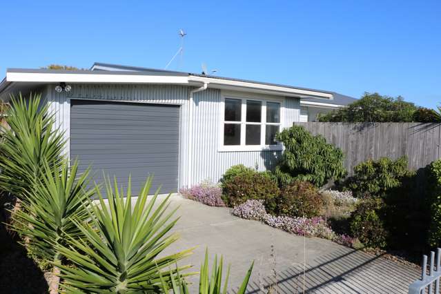 42 Edinburgh Terrace Foxton Beach_1