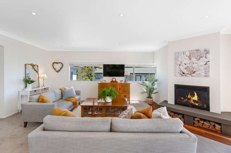 26 Copperfield Terrace Mellons Bay_7