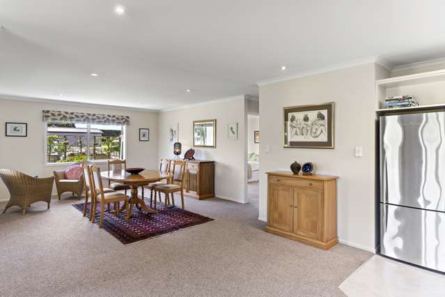 8 Camellia Lane Carterton_4