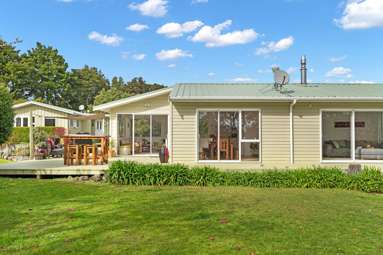 41 Woodward Road_3