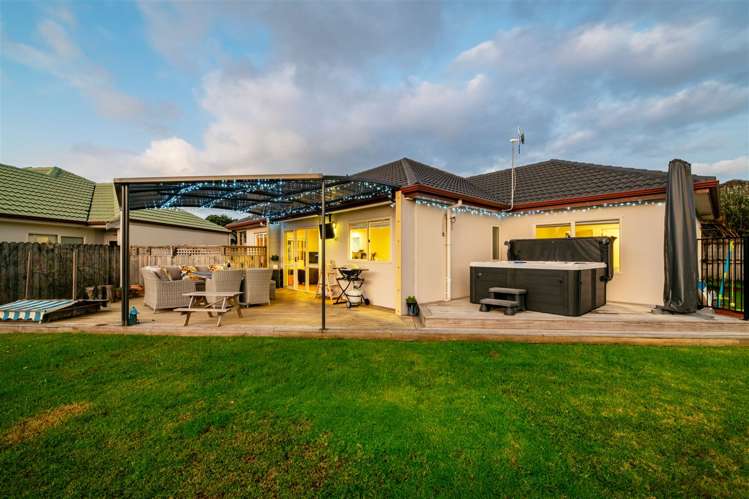 15 Espalier Drive Henderson_27