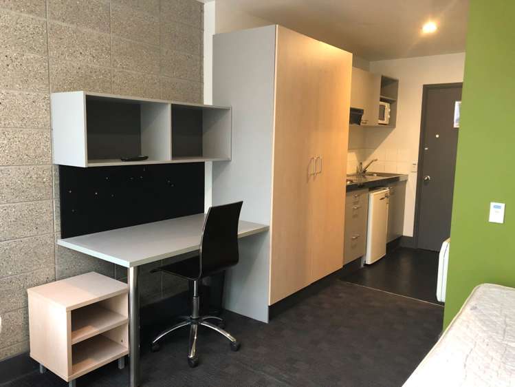 206/133 Beach Road Auckland Central_9